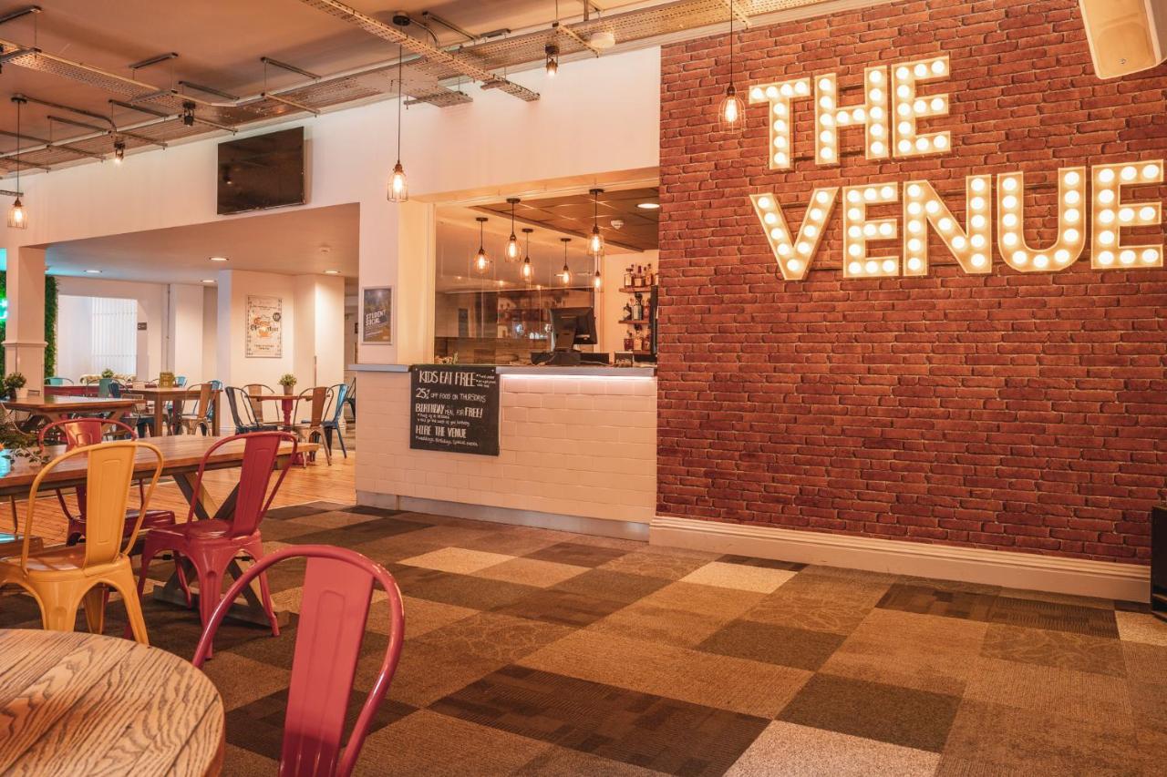 The Venue Serviced Apartments ฮัดเดอร์สฟิลด์ ภายนอก รูปภาพ